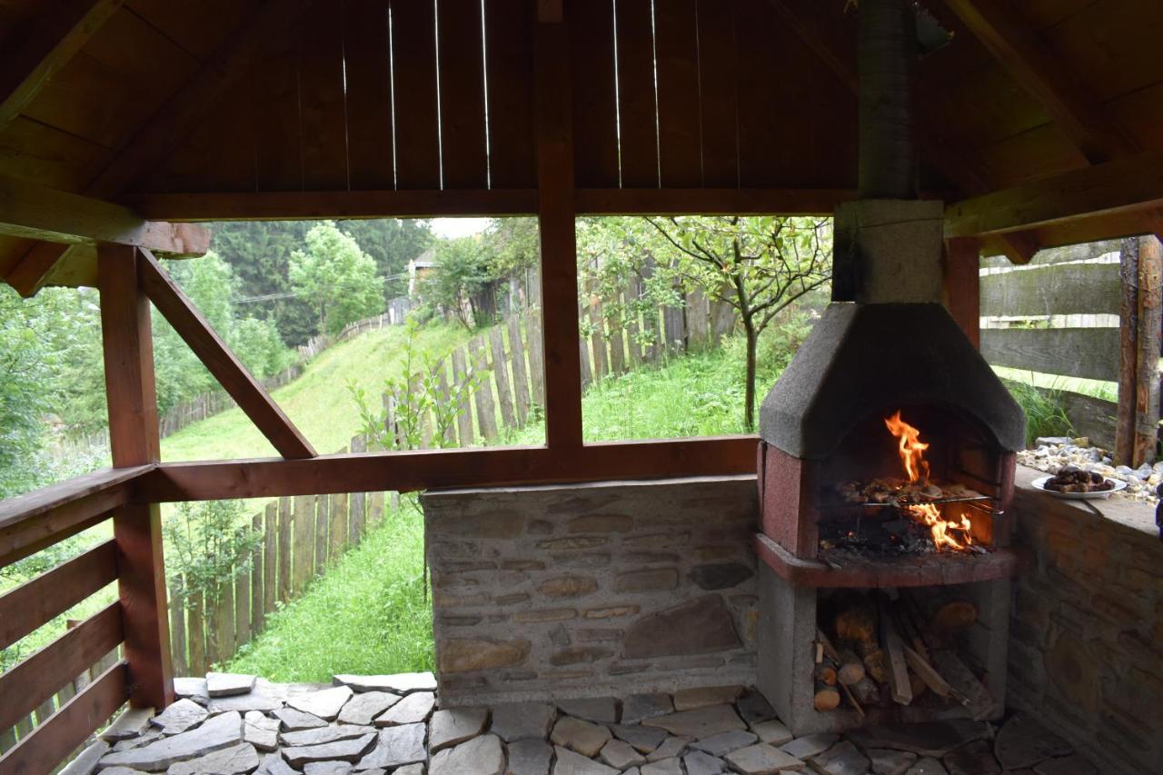 Clematis House Villa Voroneț Eksteriør billede