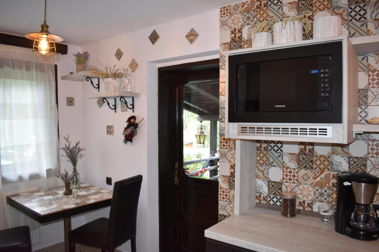 Clematis House Villa Voroneț Eksteriør billede