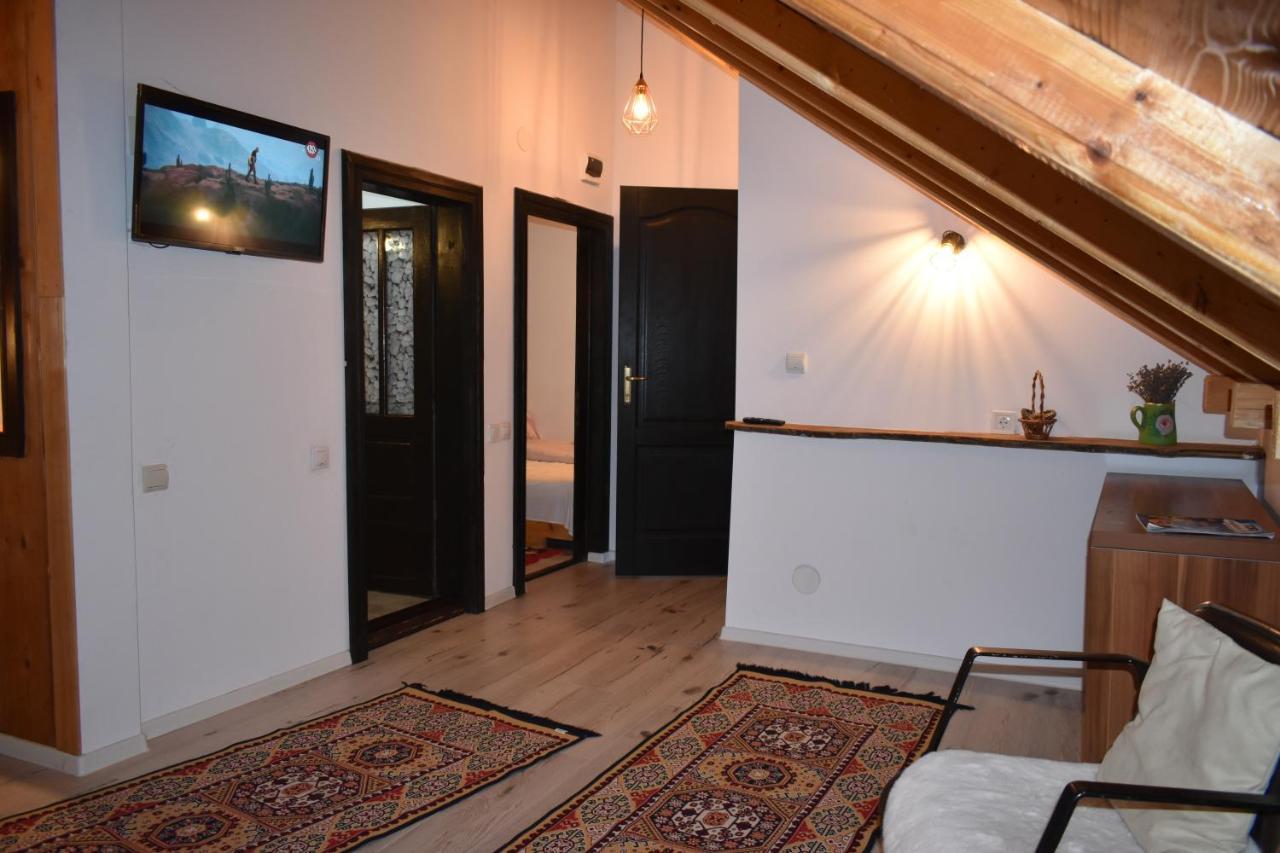 Clematis House Villa Voroneț Eksteriør billede