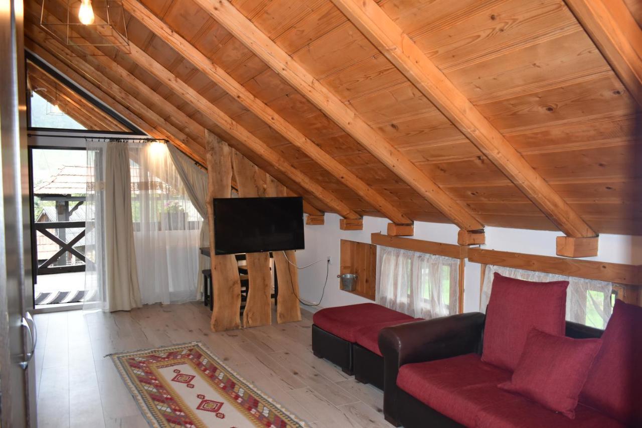 Clematis House Villa Voroneț Eksteriør billede