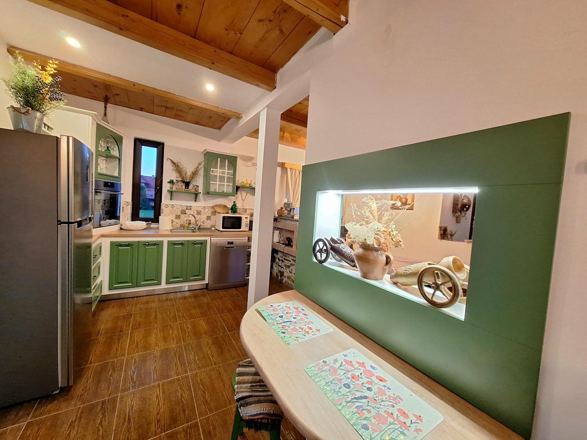 Clematis House Villa Voroneț Eksteriør billede