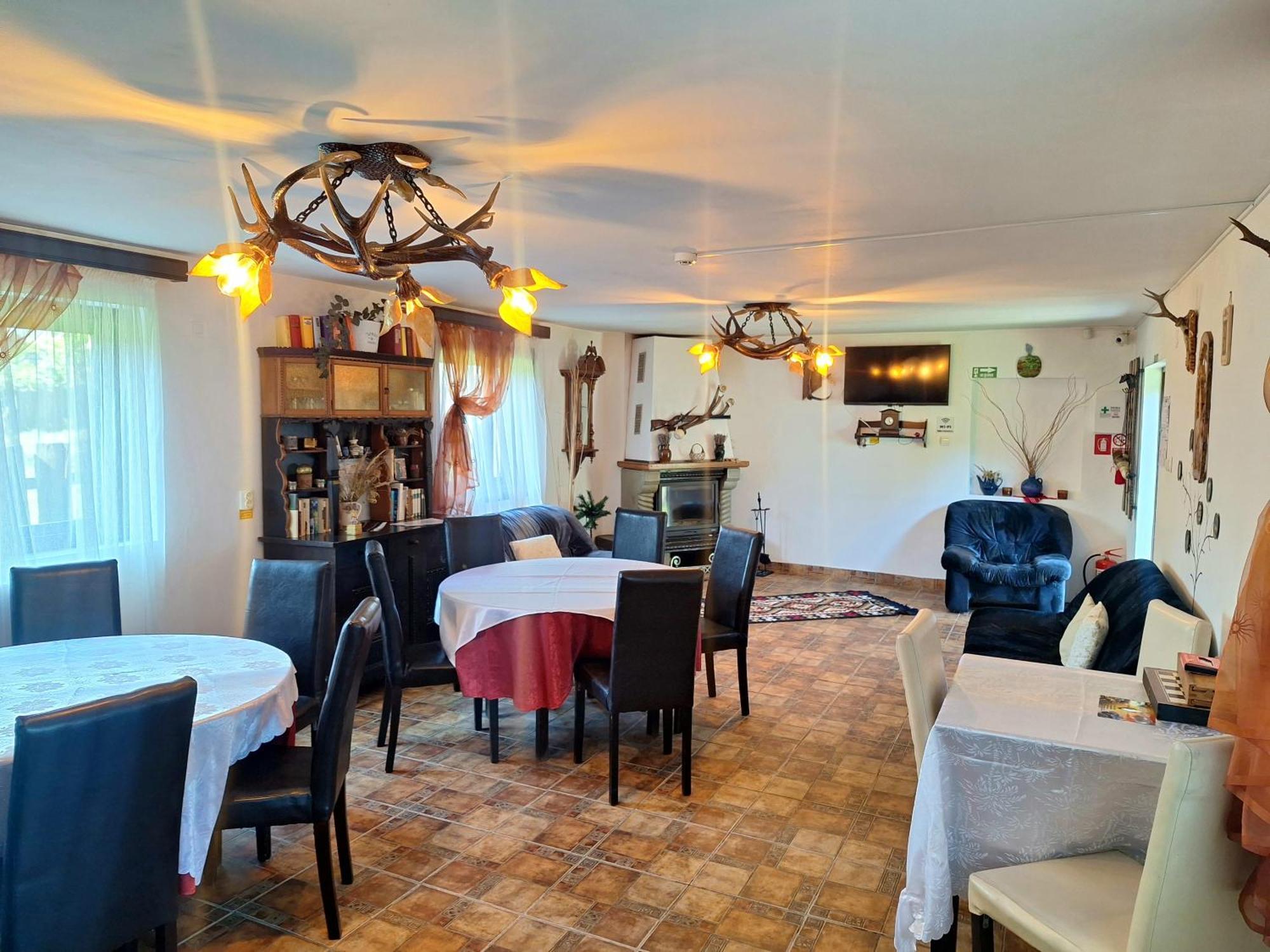 Clematis House Villa Voroneț Eksteriør billede