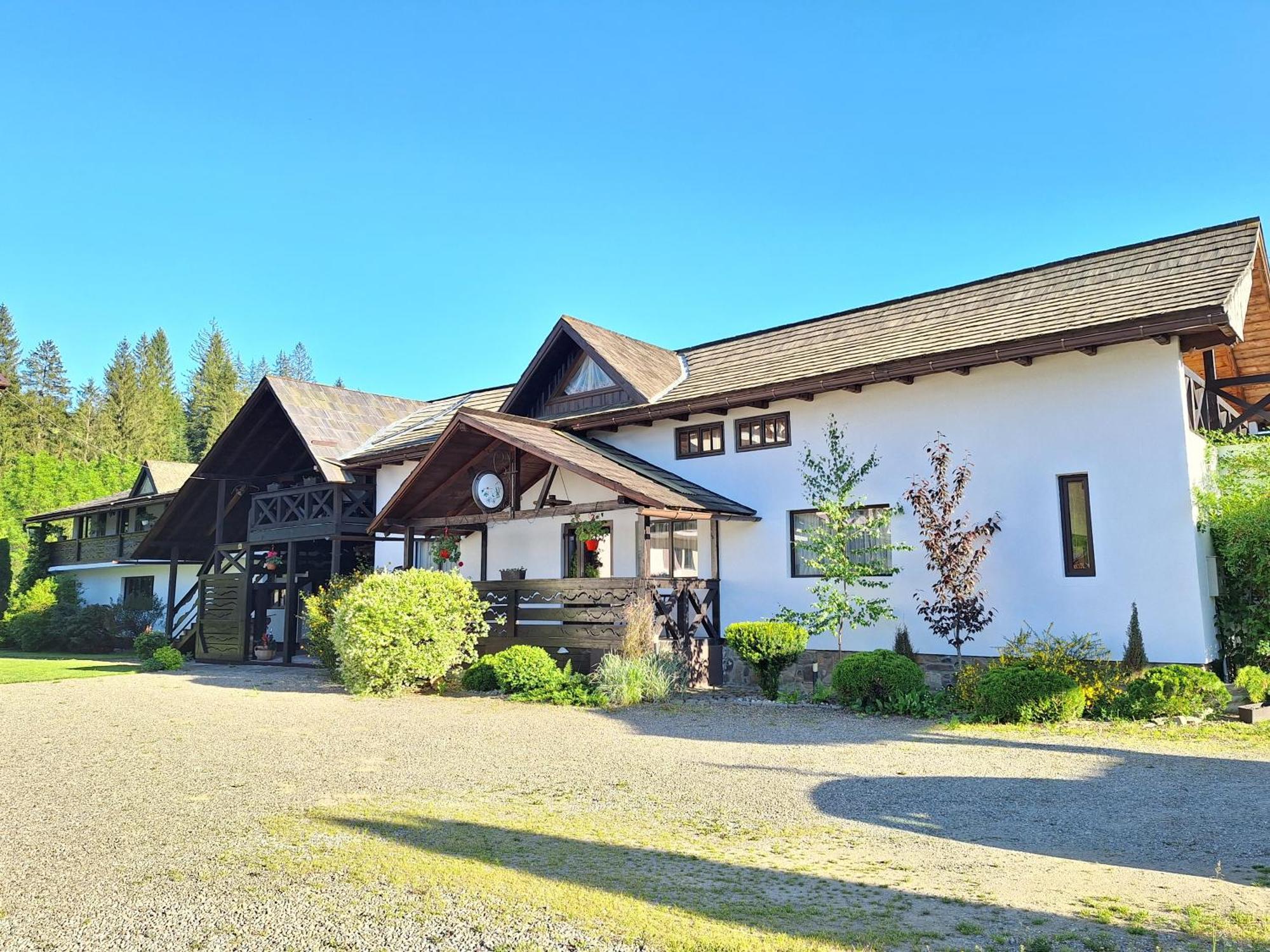 Clematis House Villa Voroneț Eksteriør billede